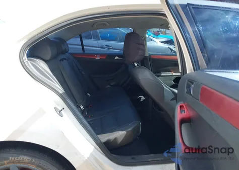 2011 Volkswagen Jetta 2.5L Se z USA, uszkodzony, nr VIN 3VWDZ7AJ1BM383841